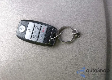 2017 Kia Sedona Ex из США, поврежденный, VIN KNDMC5C10H6280098